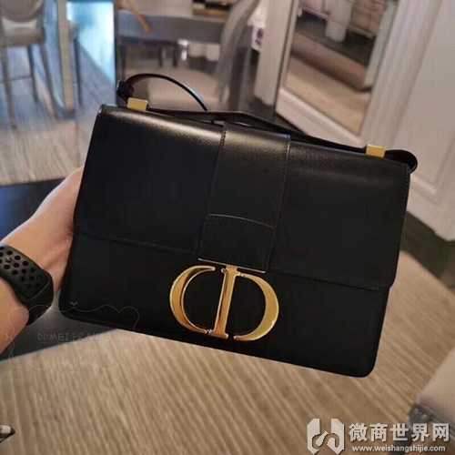 25個coach微商賣包貨源-微商coach廠家一手代理貨源